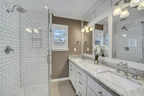 $715,000 | 10026 Overbrook Lane, Houston, TX 77042