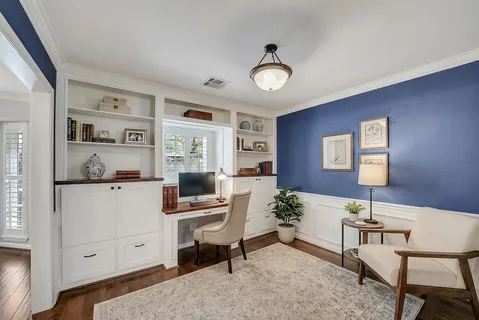 $715,000 | 10026 Overbrook Lane, Houston, TX 77042