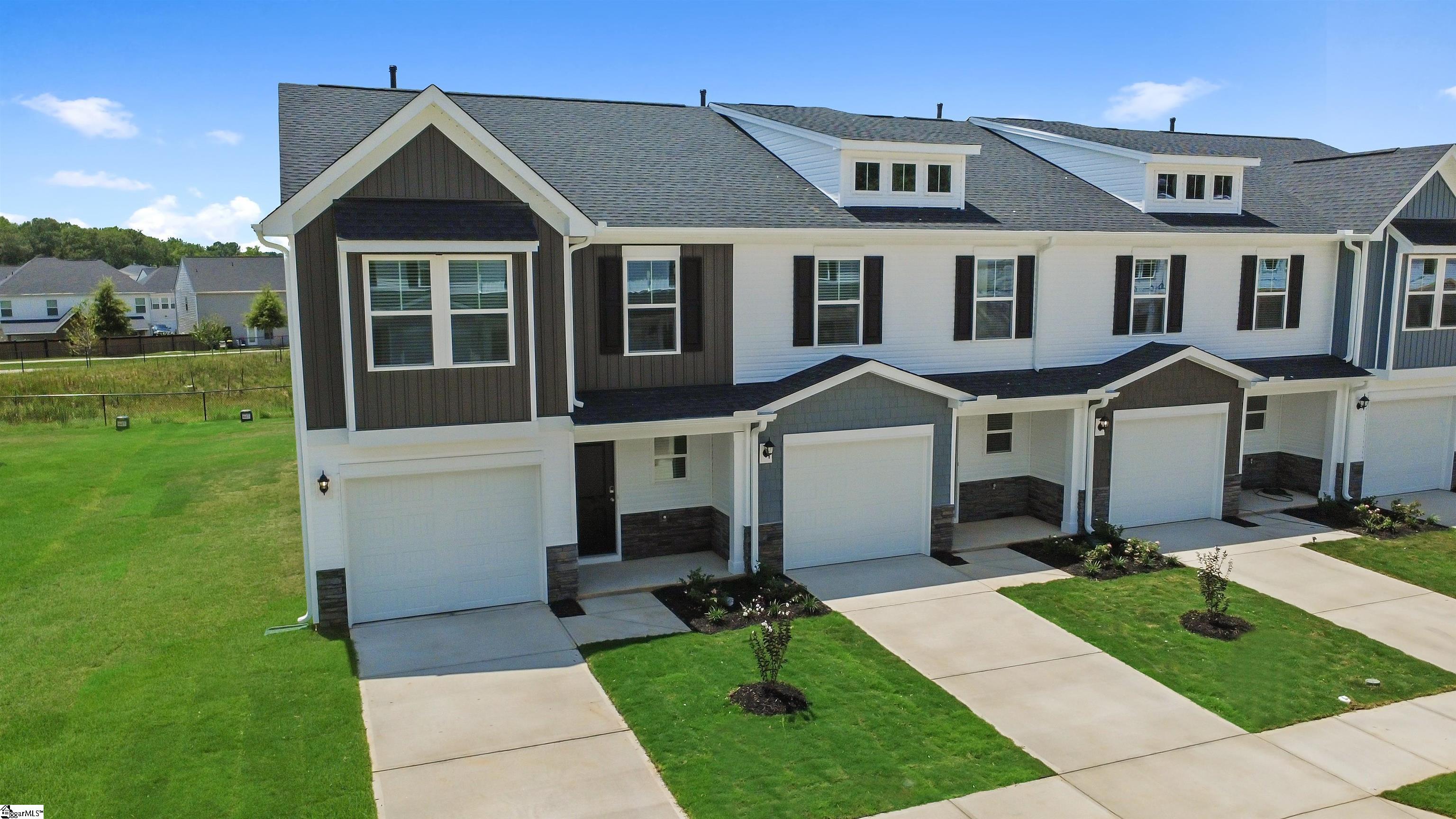 209 Higher Court Fountain Inn, SC 29644 - Photo 3 of 34 Gallery Image 3