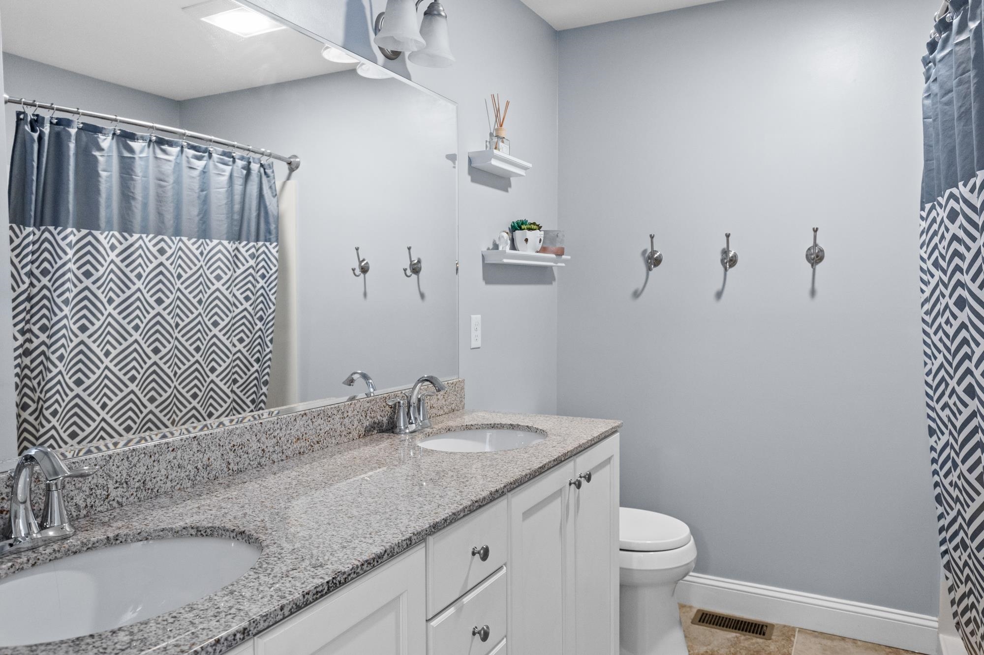64 Brooke Lane, Unit 7 Colchester, VT 05446 - Photo 26 of 40 Gallery Image 26