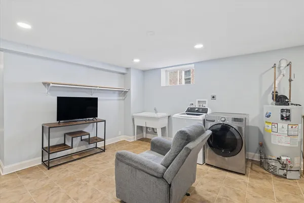 $699,000 | 271 Sunset Avenue, Glen Ellyn, IL 60137