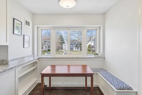 $699,000 | 271 Sunset Avenue, Glen Ellyn, IL 60137