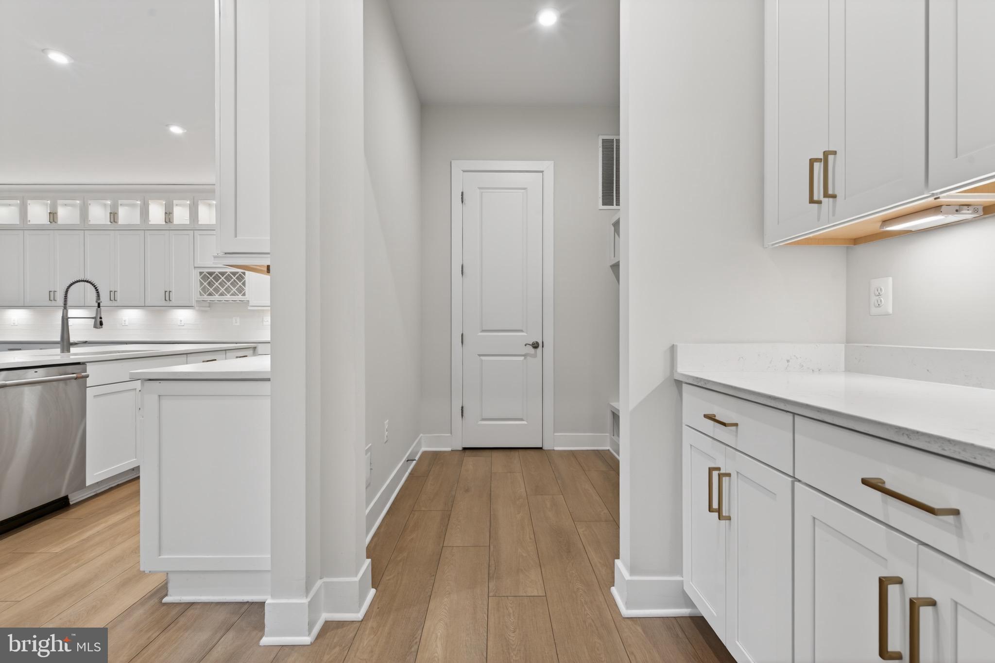 7305 Sugar Magnolia Loop Gainesville, VA 20155 - Photo 34 of 83
