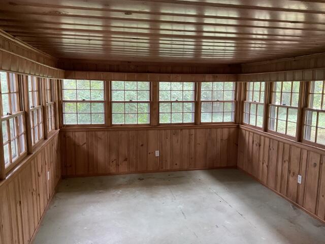1110 Highway 59 Fair Play, SC 29643 - Photo 13 of 14 sunroom