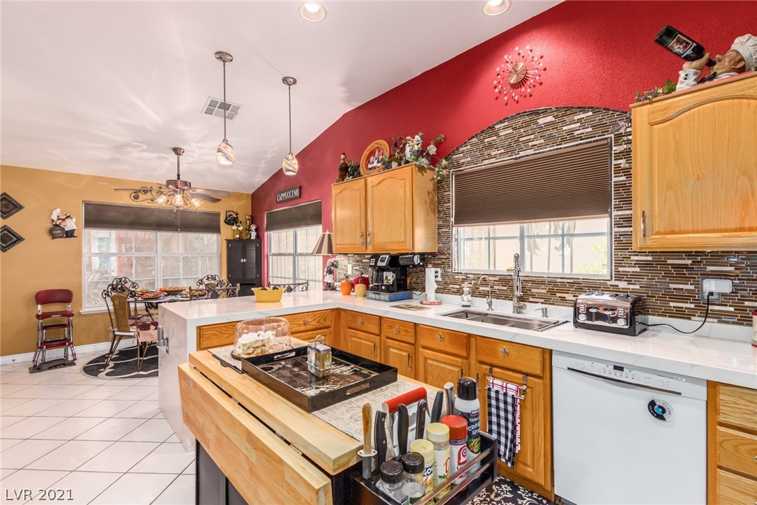 5332 Rim View Lane Las Vegas, NV 89130 - Photo 21 of 50 Gallery Image 21