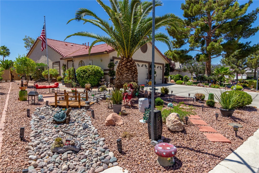 5332 Rim View Lane Las Vegas, NV 89130 - Photo 3 of 50 Gallery Image 3