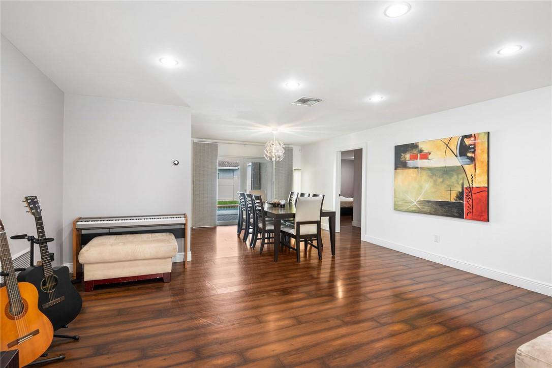 8993 Southwest 8th Street Boca Raton, FL 33433 - Photo 8 of 22 Photo 8