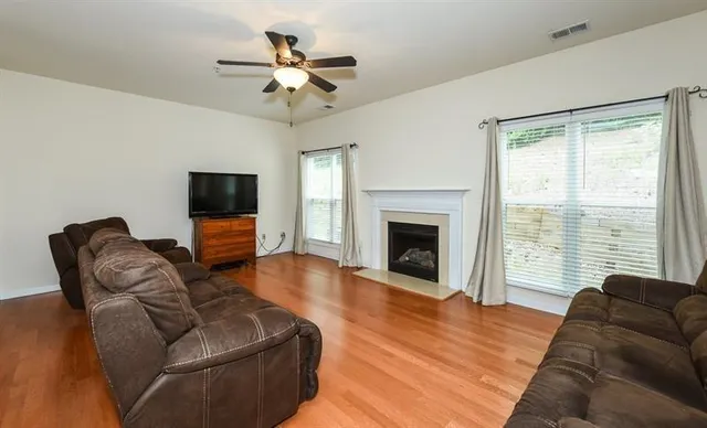 $2,880 | 981 Brownstone Lane Southwest, Unit 17, Marietta, GA 30064