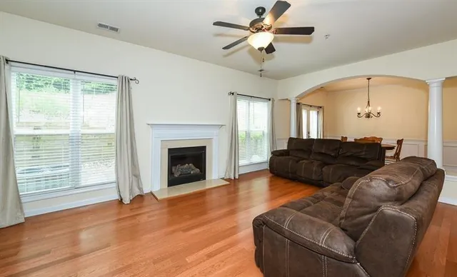 $2,880 | 981 Brownstone Lane Southwest, Unit 17, Marietta, GA 30064