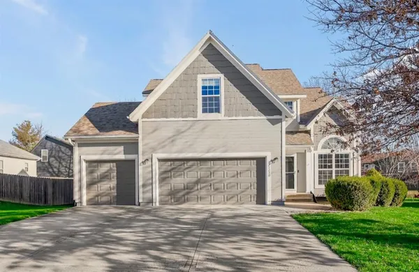 $380,000 | 21270 West 227th Street, Spring Hill, KS 66083