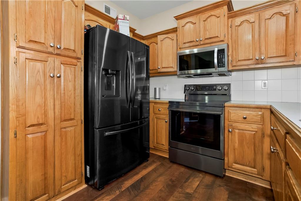 21270 West 227th Street Spring Hill, KS 66083 - Photo 8 of 26