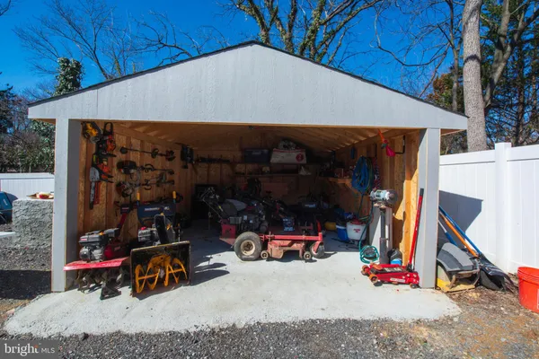 a view of a outdoor space