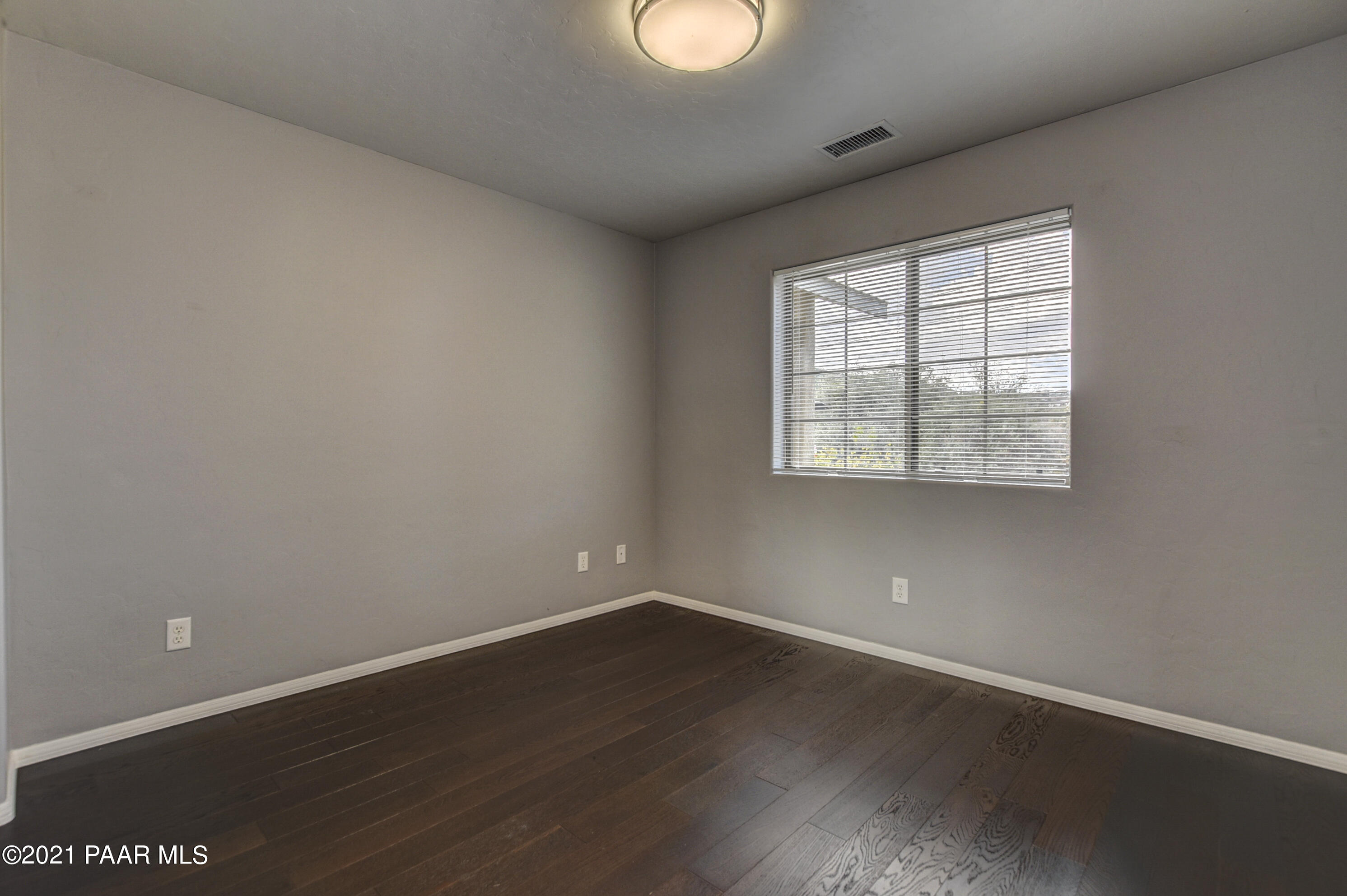 1827 North Topaz Road Prescott, AZ 86301 - Photo 9 of 22 Guest Bedroom 2