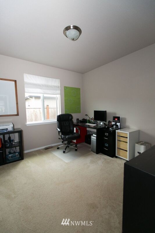 412 Stadium Loop Napavine, WA 98565 - Photo 17 of 23 Gallery Image 17