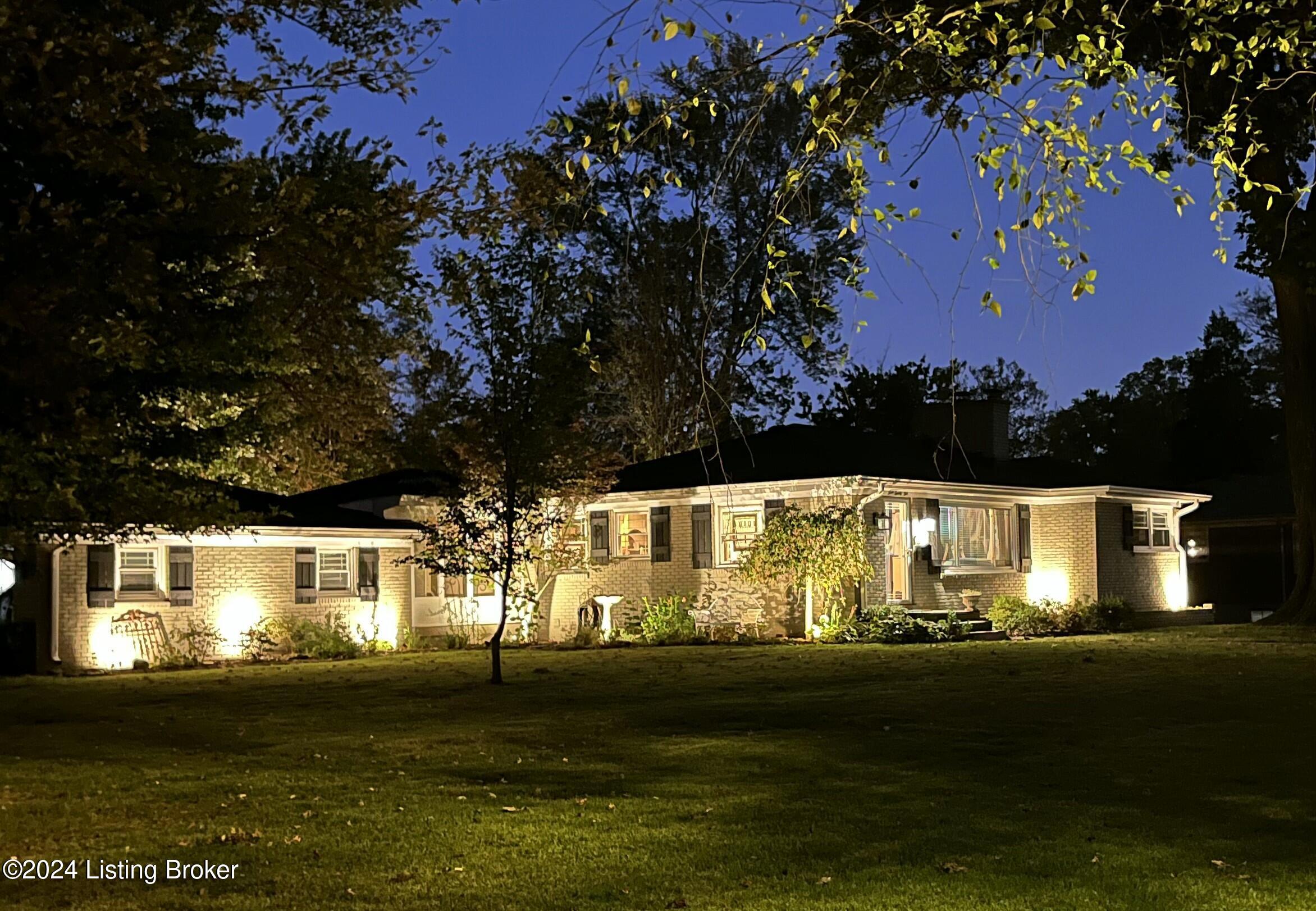 325 Bramton Road Louisville, KY 40207 - Photo 56 of 61 IMG_2718 (1)