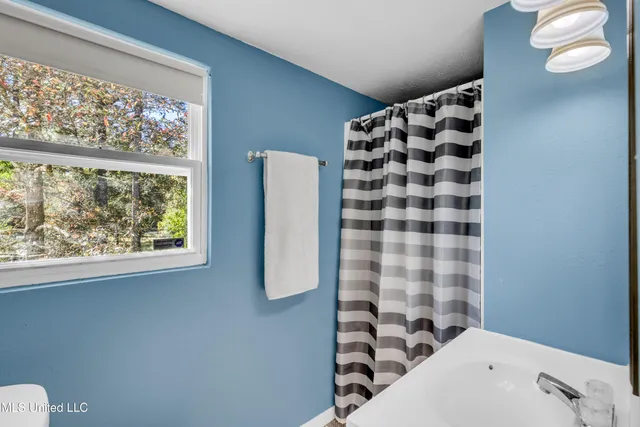 $175,000 | 7008 Crazy Horse Drive, Kiln, MS 39556