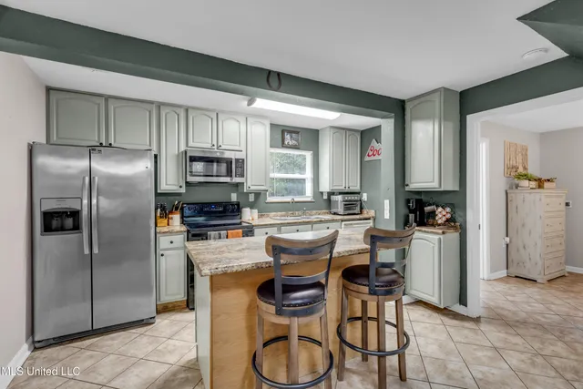 $175,000 | 7008 Crazy Horse Drive, Kiln, MS 39556