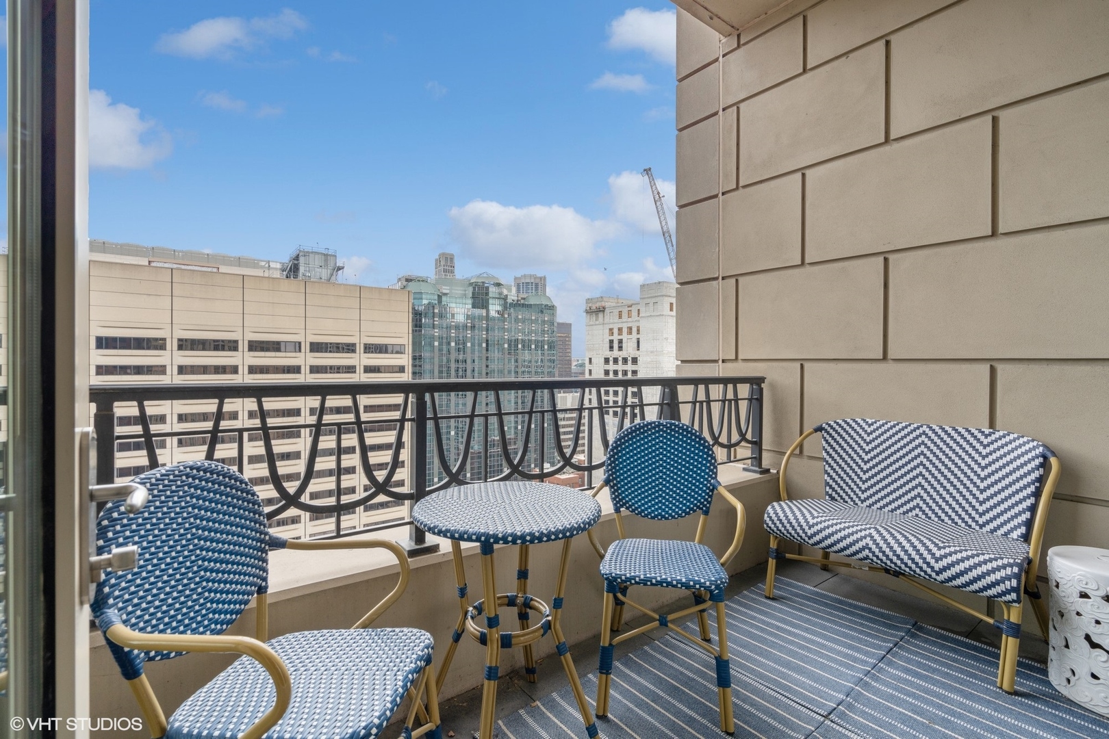 118 East Erie Street, Unit 27G Chicago, IL 60611 - Photo 22 of 30