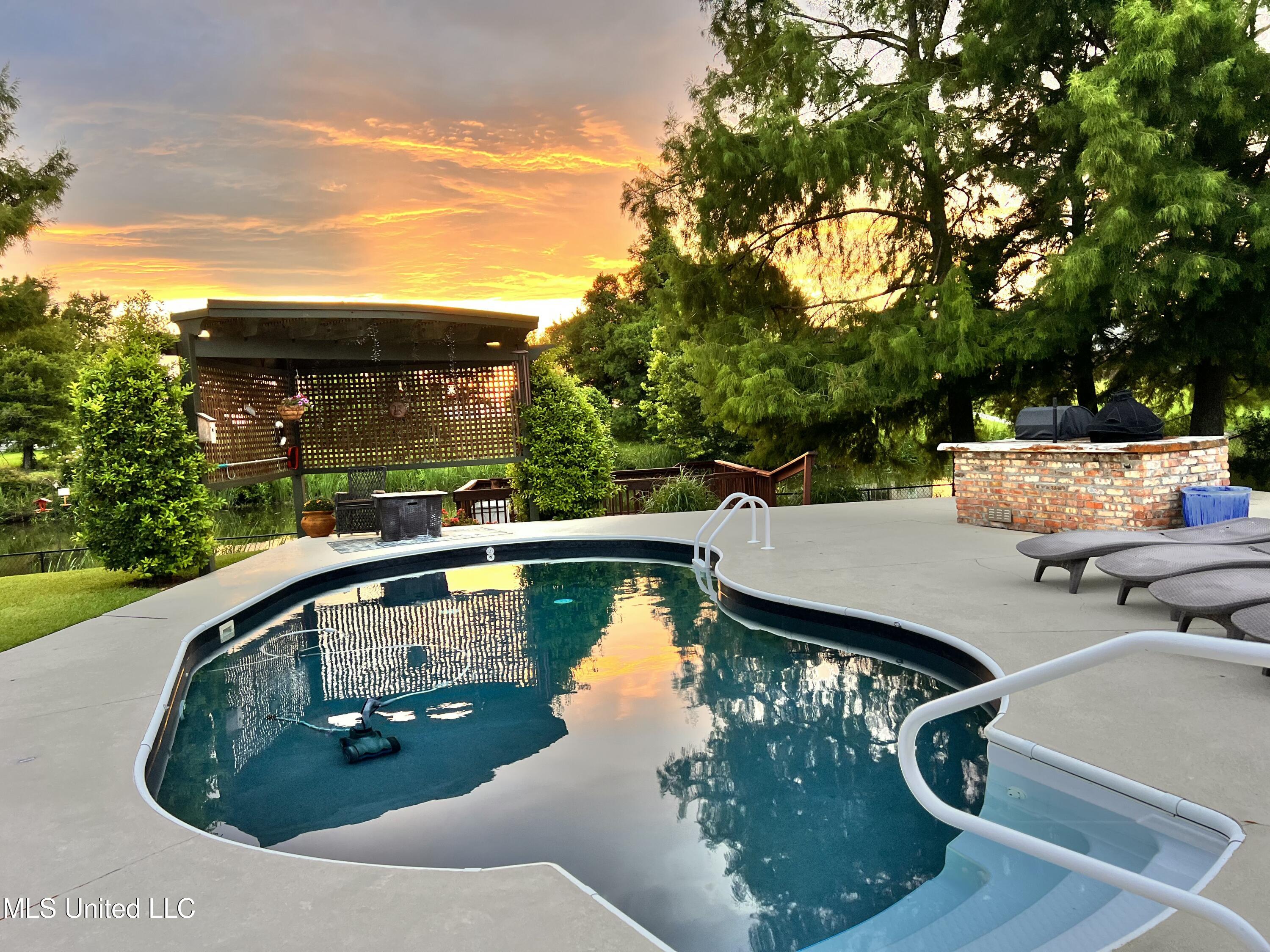 111 Mallard Landing Ferriday, LA 71334 - Photo 2 of 44 IMG_6838