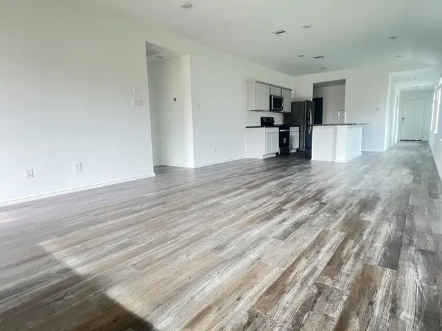 $2,000 | 5930 Cypresswood Hts Drive, Spring, TX 77373