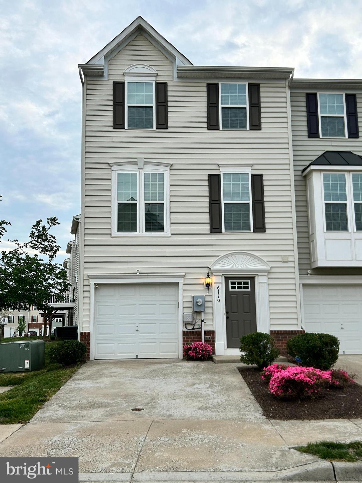 6170 Willow Place Bealeton, VA 22712 - Photo 1 of 28 a view of a house with a yard