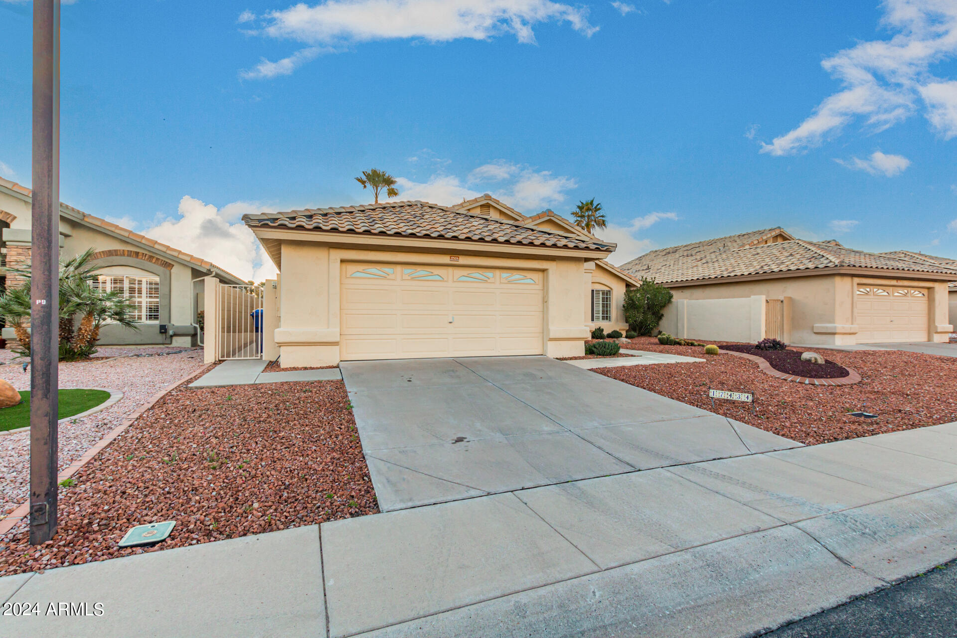 17434 North Raindance Road Surprise, AZ 85374 - Photo 5 of 45 0006-05 - Raindance