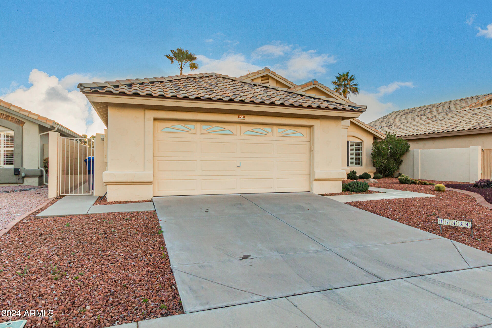 17434 North Raindance Road Surprise, AZ 85374 - Photo 6 of 45 0007-06 - Raindance