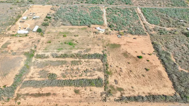 $299,000 | 12-acres County Rd 307, Jourdanton, TX 78026