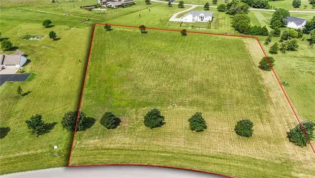 $64,900 | 17 Wheatland Drive, Ottawa, KS 66067