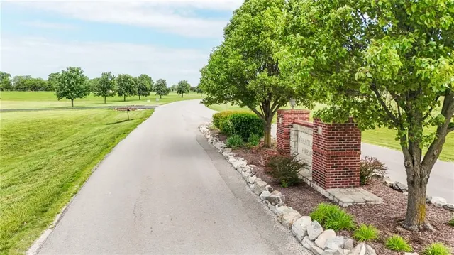 $64,900 | 17 Wheatland Drive, Ottawa, KS 66067