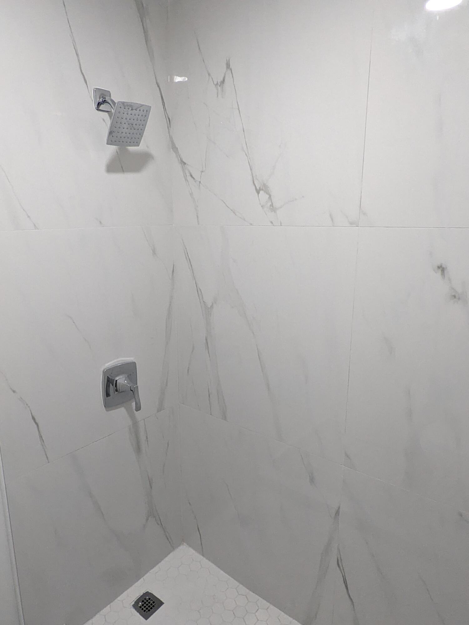 360 High Point Boulevard, Unit C Delray Beach, FL 33445 - Photo 8 of 15 Master Bathroom