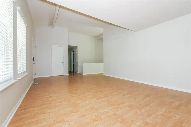 $2,310 | 5918 Northwest 66th Terrace, Kansas City, MO 64151