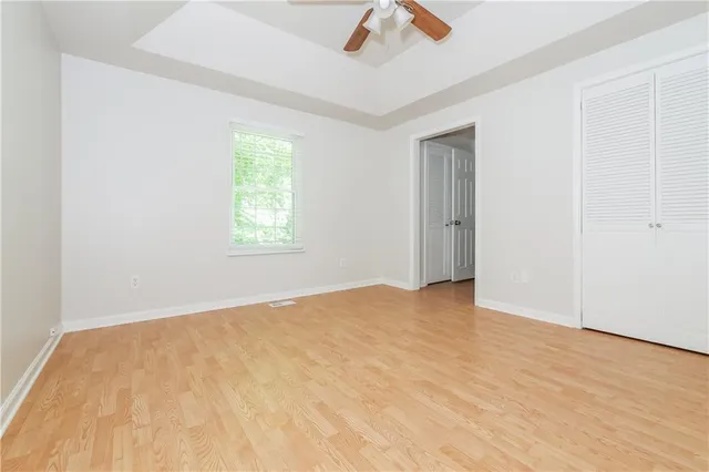 $2,310 | 5918 Northwest 66th Terrace, Kansas City, MO 64151