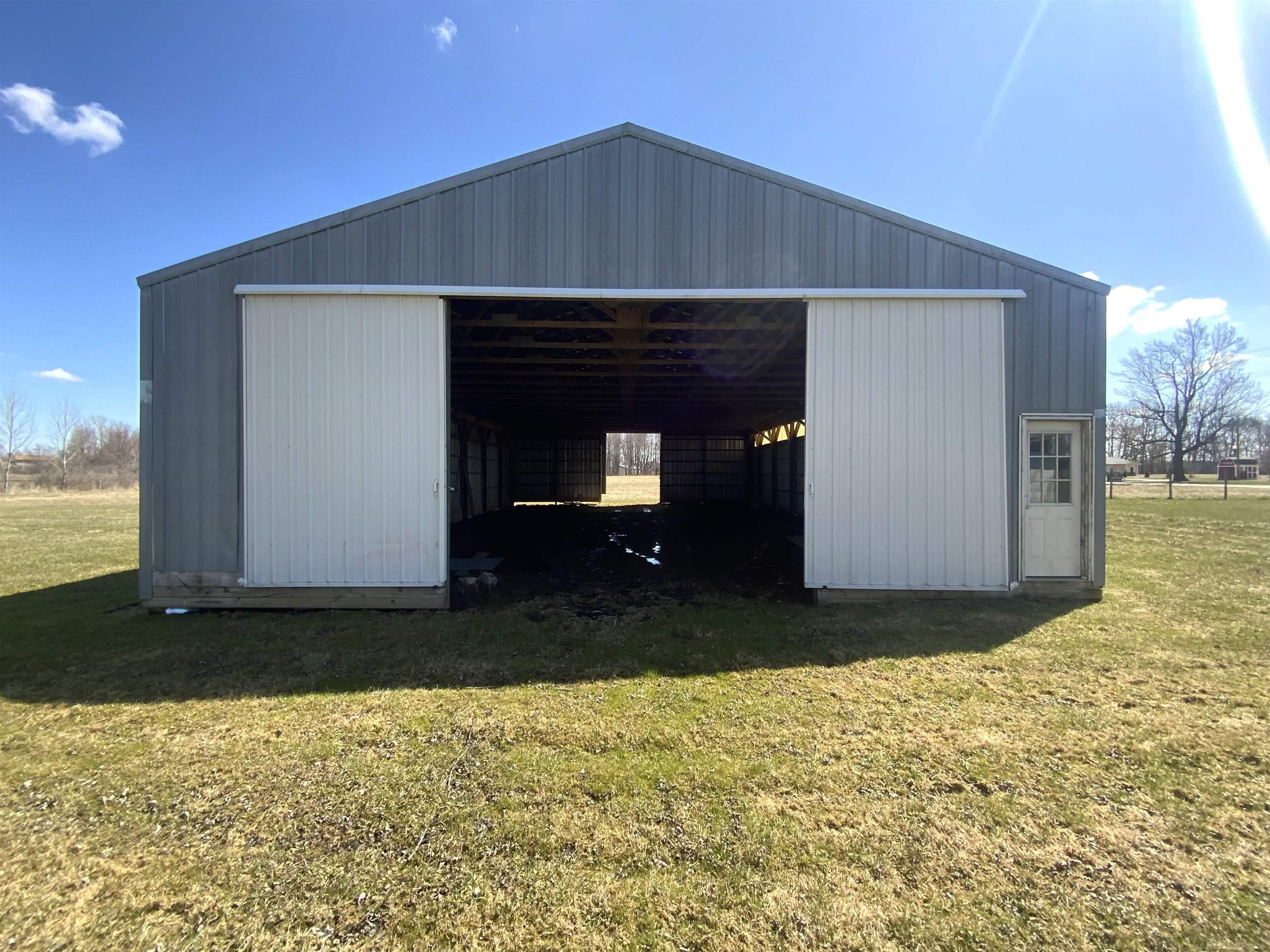 15984 Bryce Road Capac, MI 48014 - Photo 2 of 53 50171216-a179aec8-5fb5-4a0c-837b-21ef1ba49093.JPG