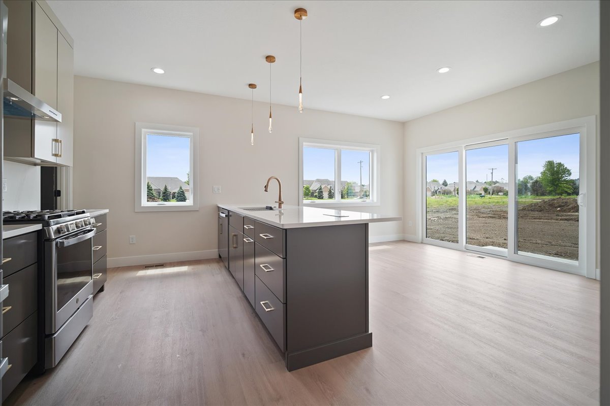 385 Larkspur Lane Normal, IL 61761 - Photo 14 of 64