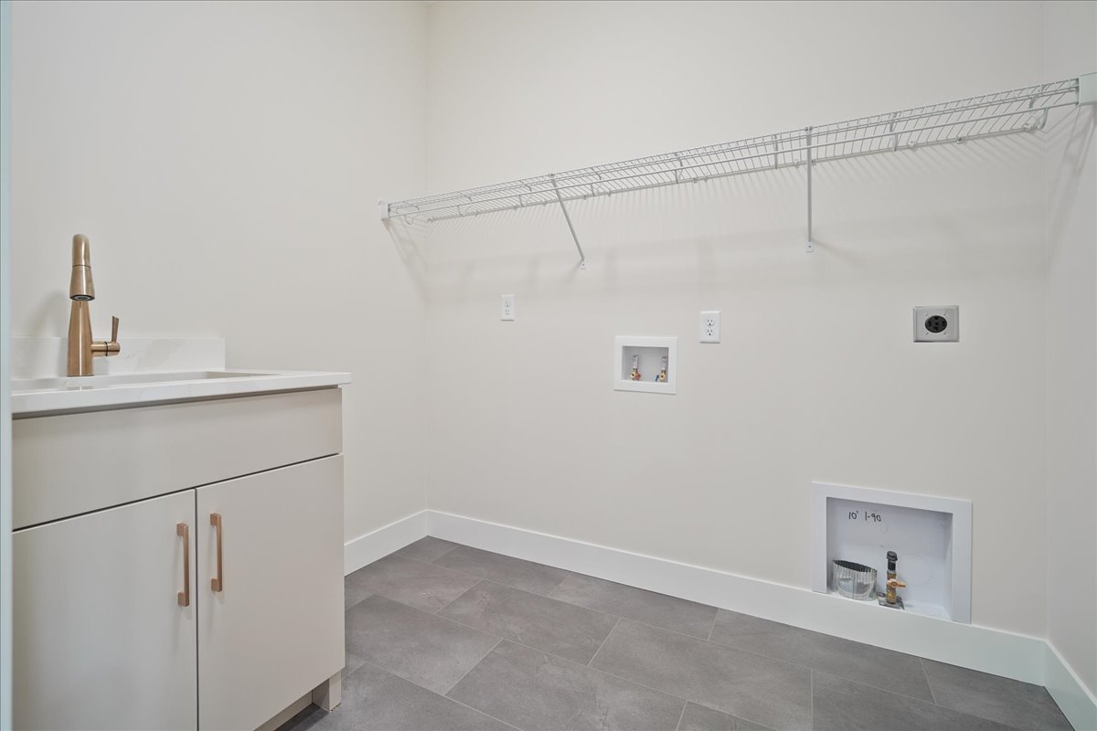 385 Larkspur Lane Normal, IL 61761 - Photo 37 of 64