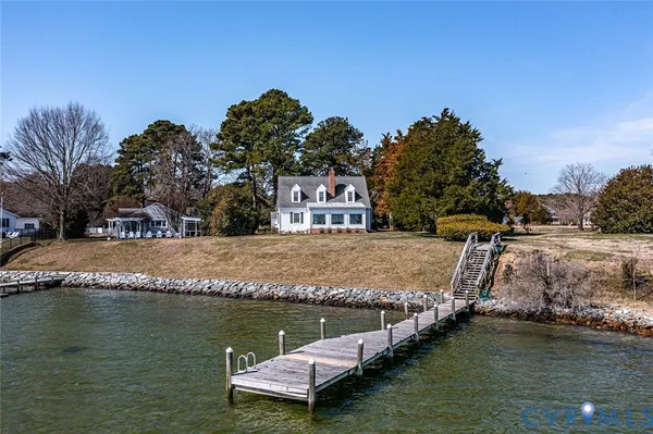 a view of a lake with houses