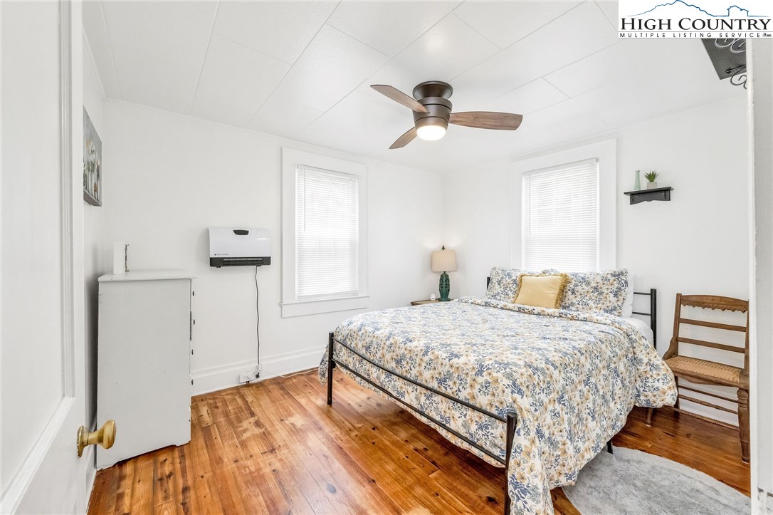 609 West Main Street Jefferson, NC 28640 - Photo 22 of 45