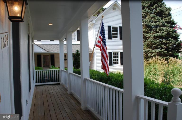 1694 Beulah Road Vienna, VA 22182 - Photo 26 of 30 Porch
