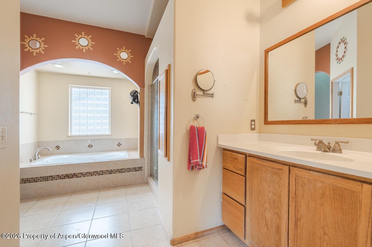 3228 F 1/4 Road Clifton, CO 81520 - Photo 13 of 23 13