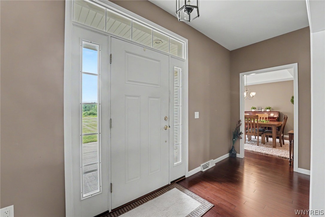 6537 Stinson Road Arcade, NY 14009 - Photo 3 of 40 Foyer