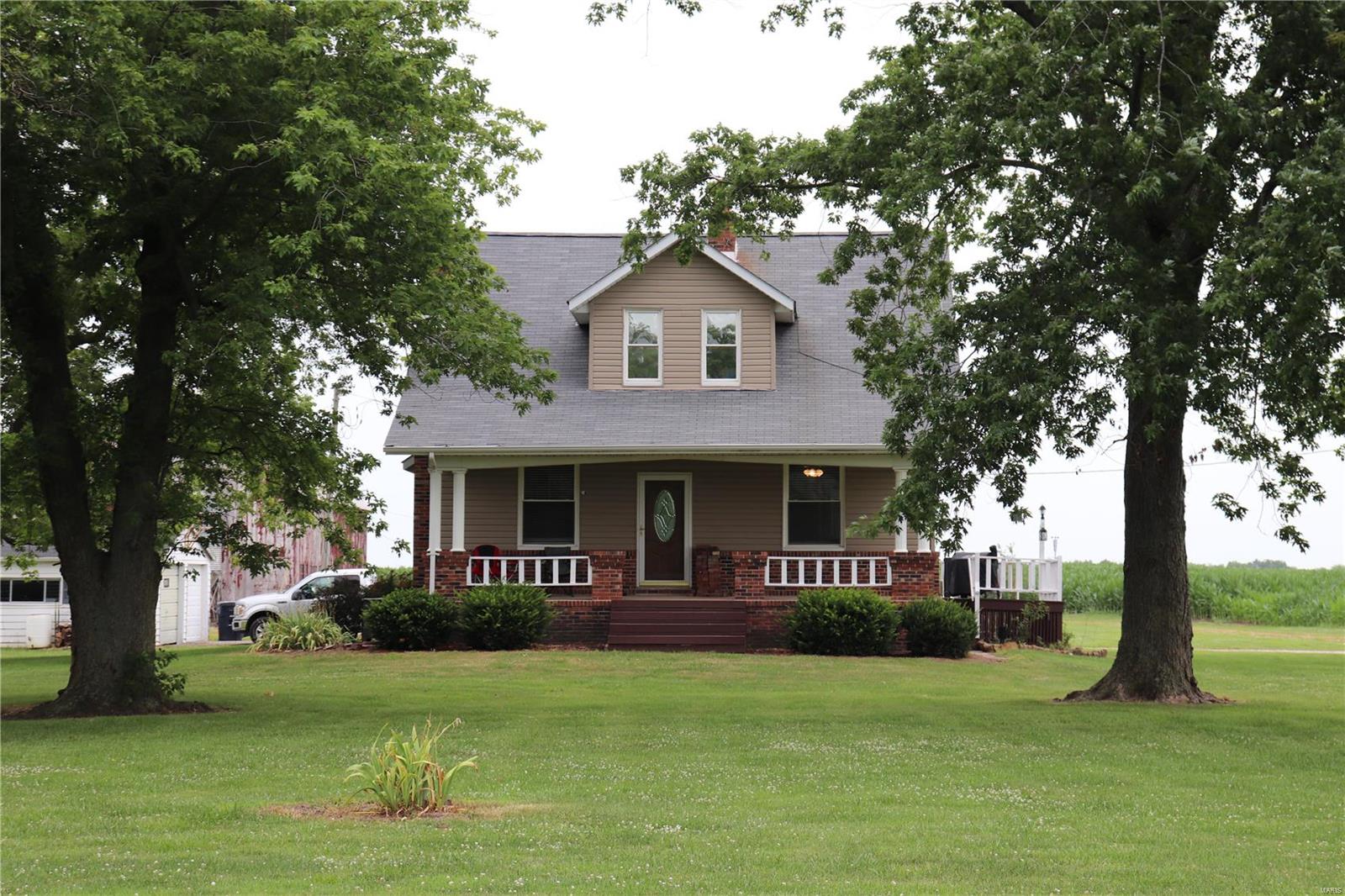 13435 Silver Creek Road New Douglas, IL 62074 - Photo 1 of 58