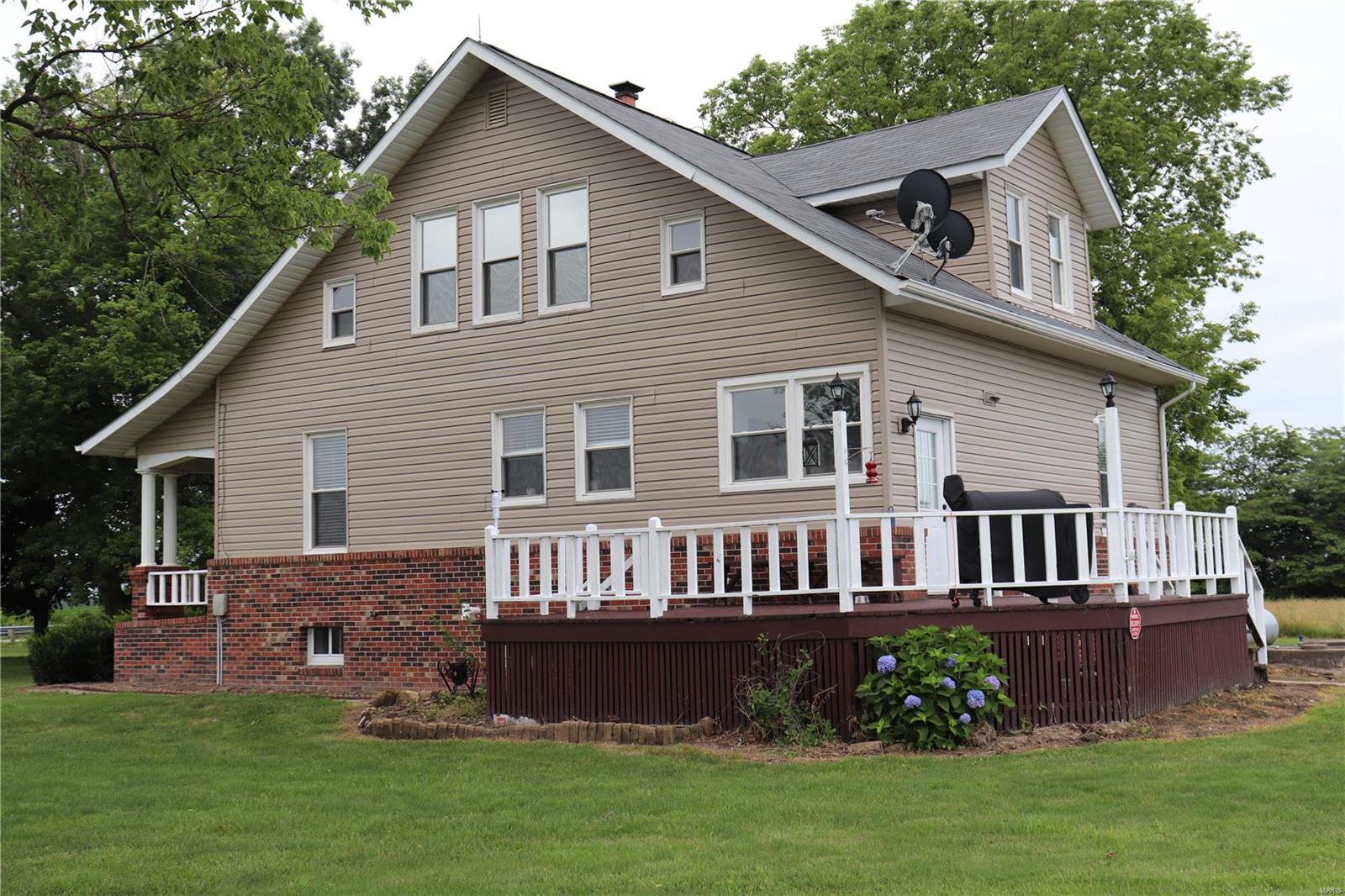 13435 Silver Creek Road New Douglas, IL 62074 - Photo 2 of 58