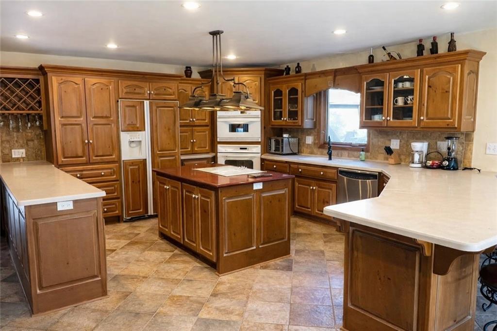 3907 Northeast Beach Road Lee's Summit, MO 64064 - Photo 10 of 18