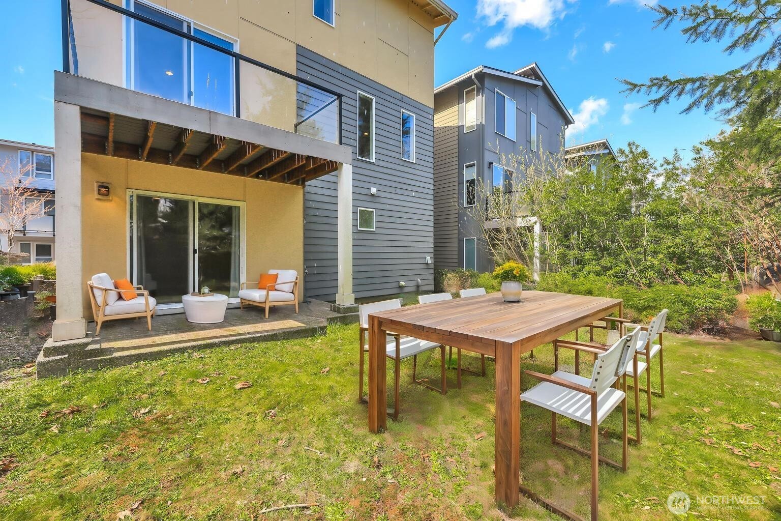 14610 36th Avenue Northeast Lake Forest Park, WA 98155 - Photo 4 of 37