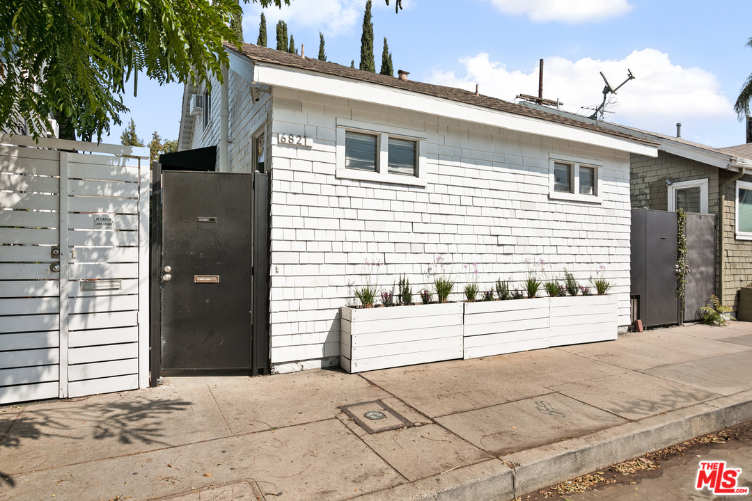 6821 Fountain Avenue Los Angeles, CA 90028 - Photo 20 of 21