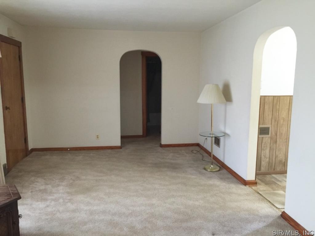 472 Shellview Street Bethalto, IL 62010 - Photo 3 of 9