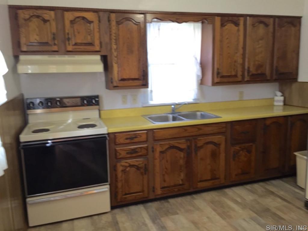 472 Shellview Street Bethalto, IL 62010 - Photo 5 of 9