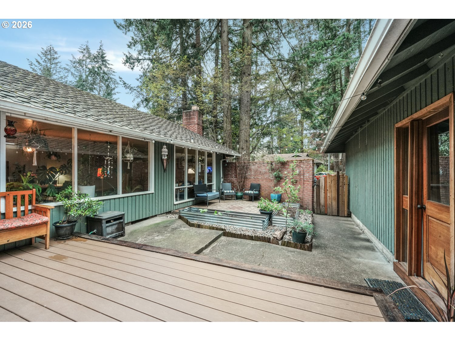 5770 Southwest Cranberry Court Beaverton, OR 97007 - Photo 3 of 29