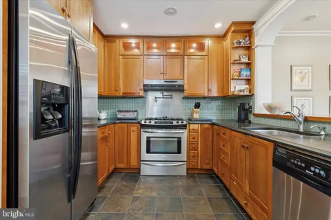 $1,250,000 | 1422 Lombard Street, Philadelphia, PA 19146
